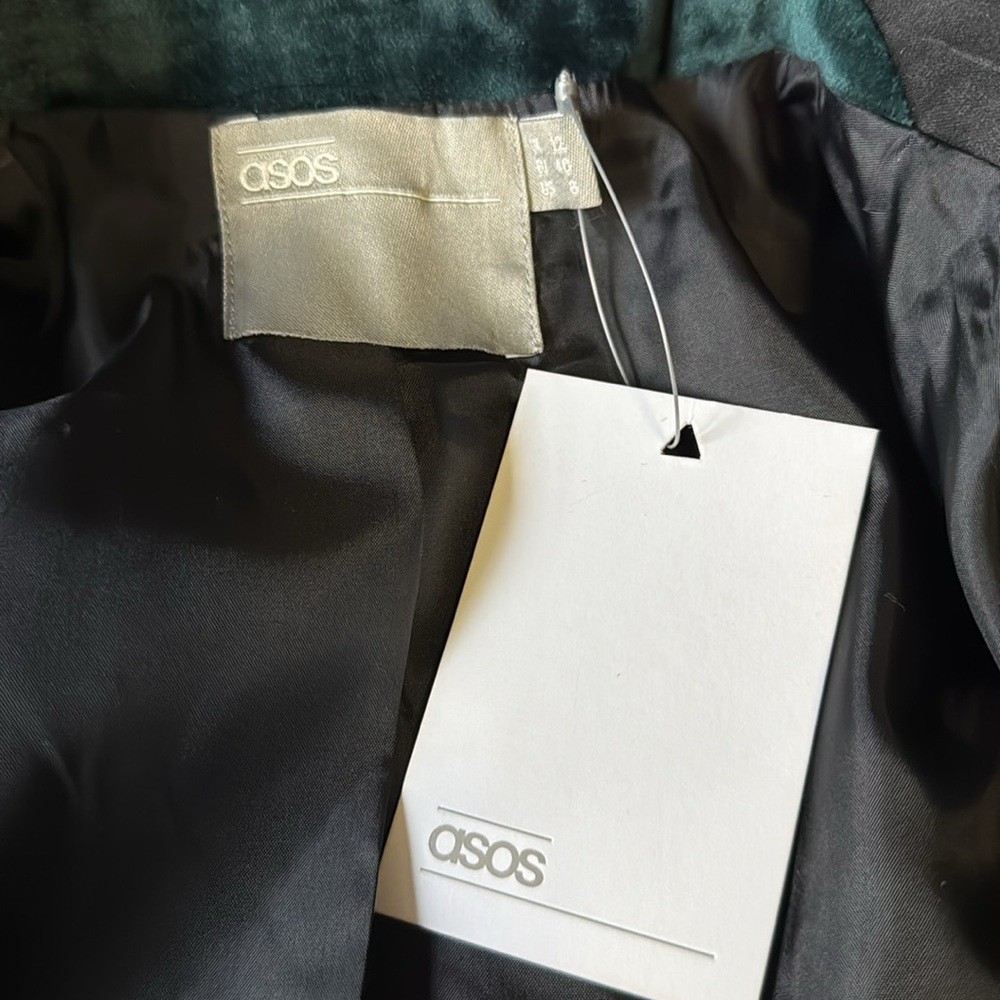 ASOS Women’s Green Velvet Tuxedo Pants Suit - Picture 4 of 4